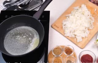 Приготовление харчо из говядины по-грузински с рисом: шаг 4