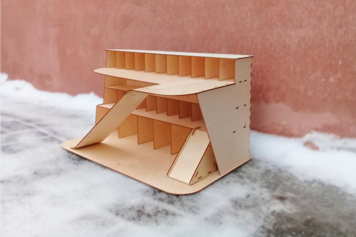 Небольшая парковка из фанеры