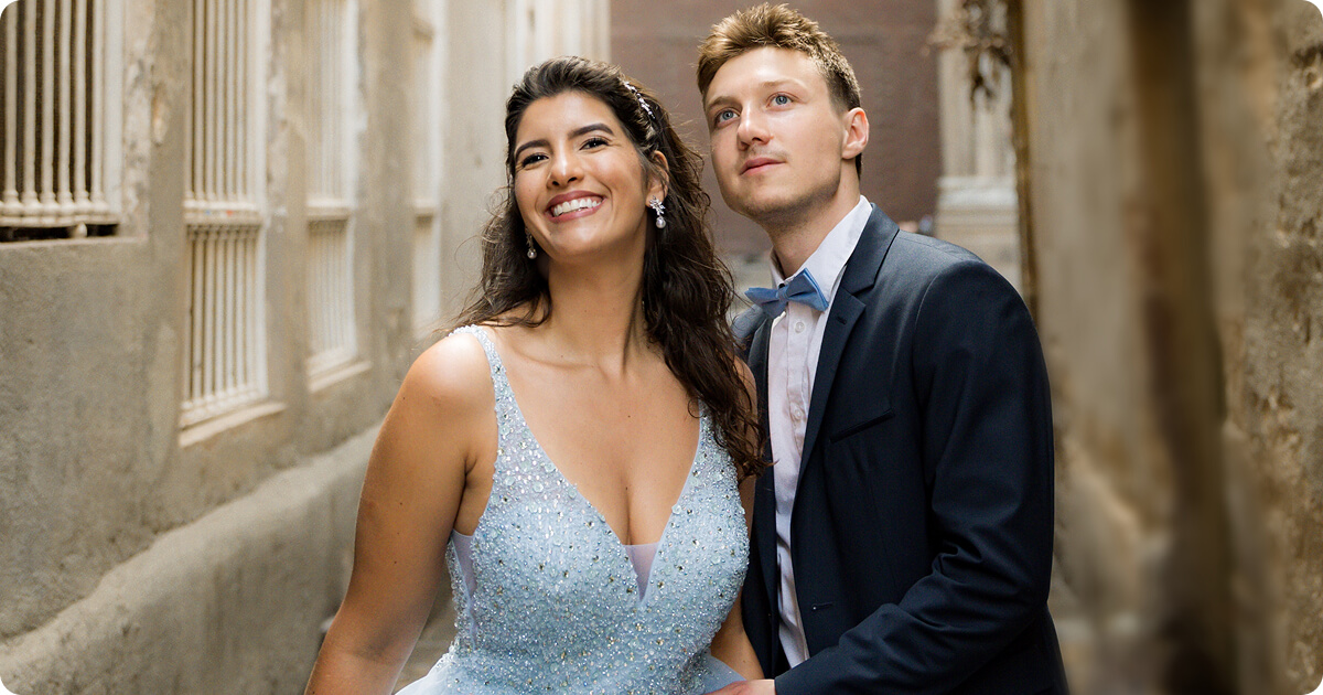 Barcelona photographer for couples and engagements