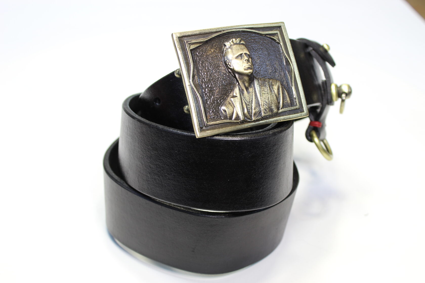 пряжка на заказ