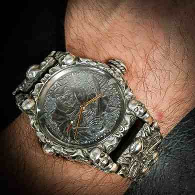 мужские часы из серебра, серебряные часы, массивные часы.