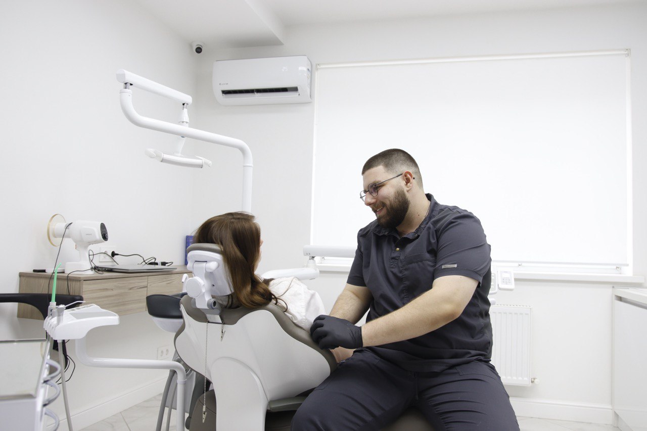 Имплантация зубов в Нижнем Новгороде в рассрочку от 2000 ₽ в месяц