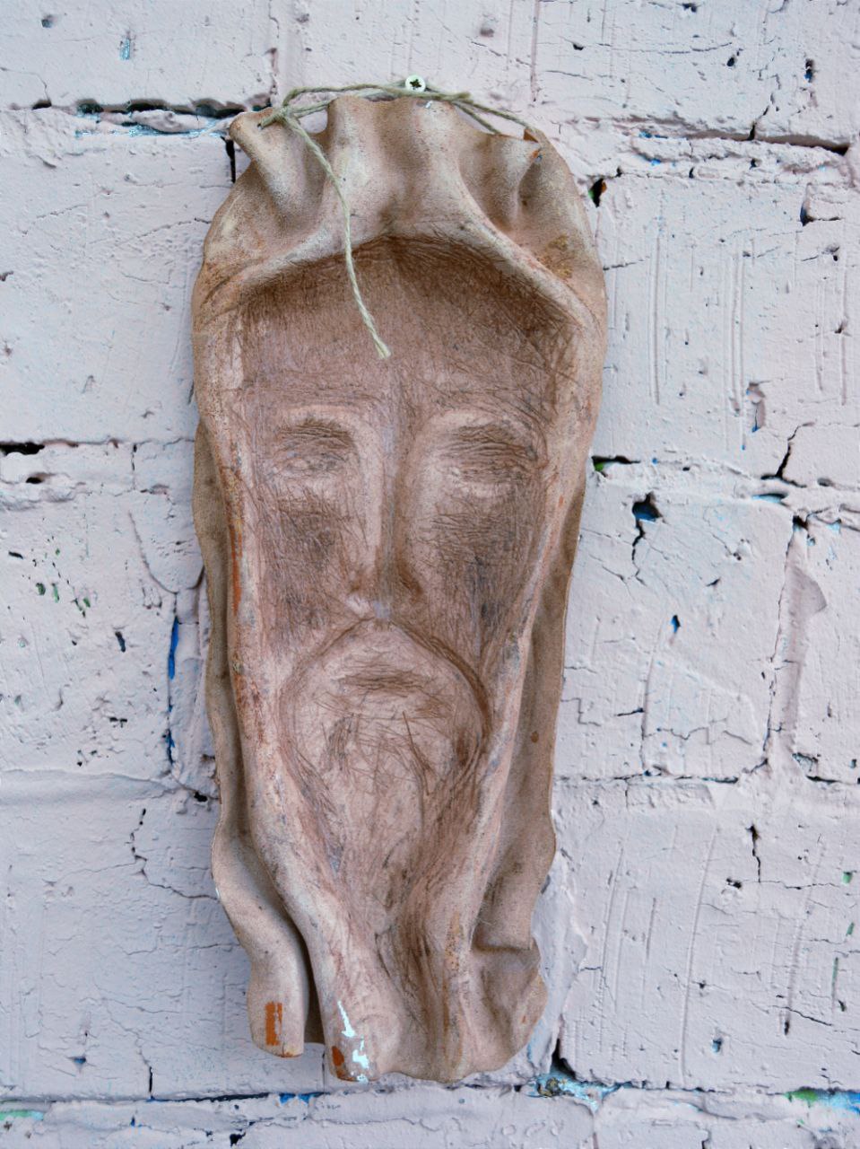 Маска из фактурной кожи настенная А.МузылевЪ &quot;Га-Ноцри в коде морзе&quot;