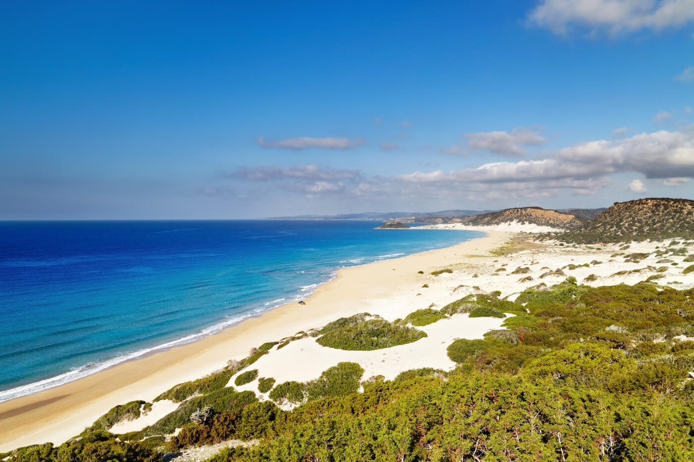 Вид на побережье и пляж Golden Beach, Карпас