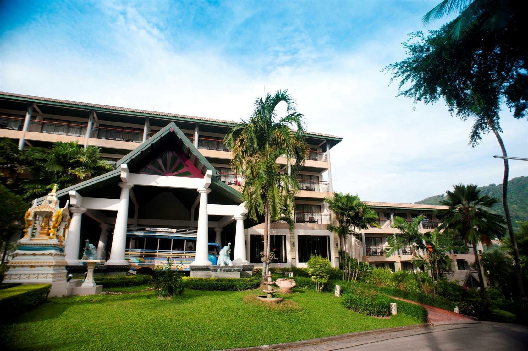 Peach hill 4 таиланд пхукет. Пич хилл пхукет. Пич хилл пхукет. Пич хилл пхукет. Тайланд пхукет пич хилл ресорт.