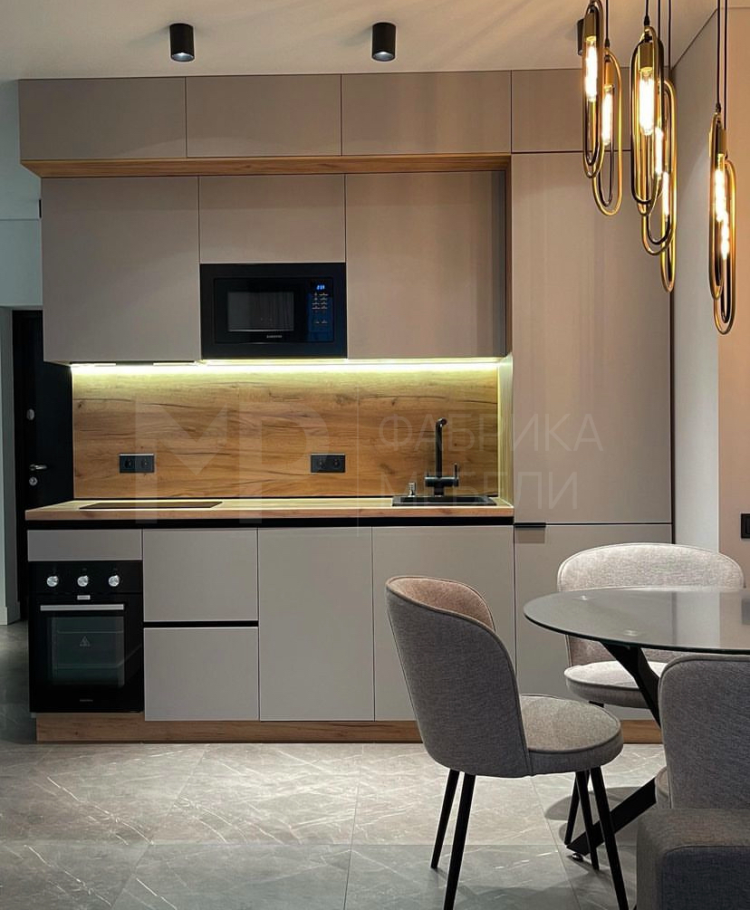 Бежевая прямая кухня на заказ