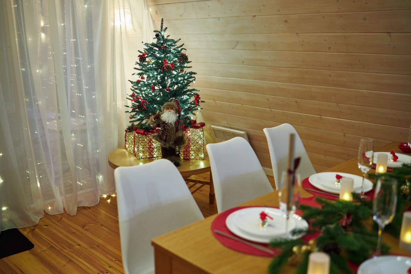 Отдых в треугольном домике зимой на праздники в Подмосковье