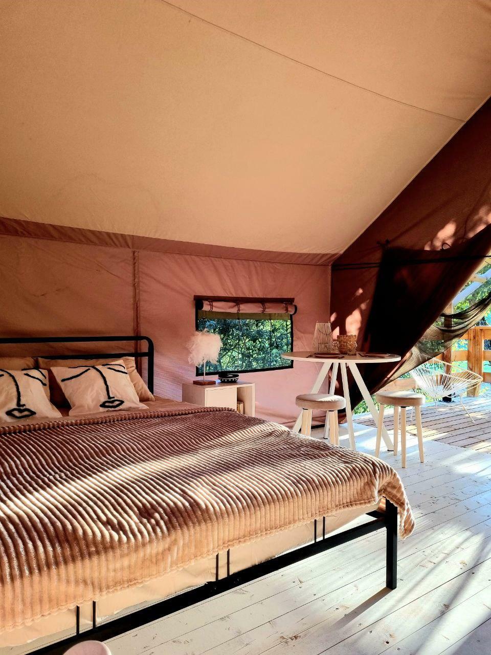 Малина, гостевая ферма