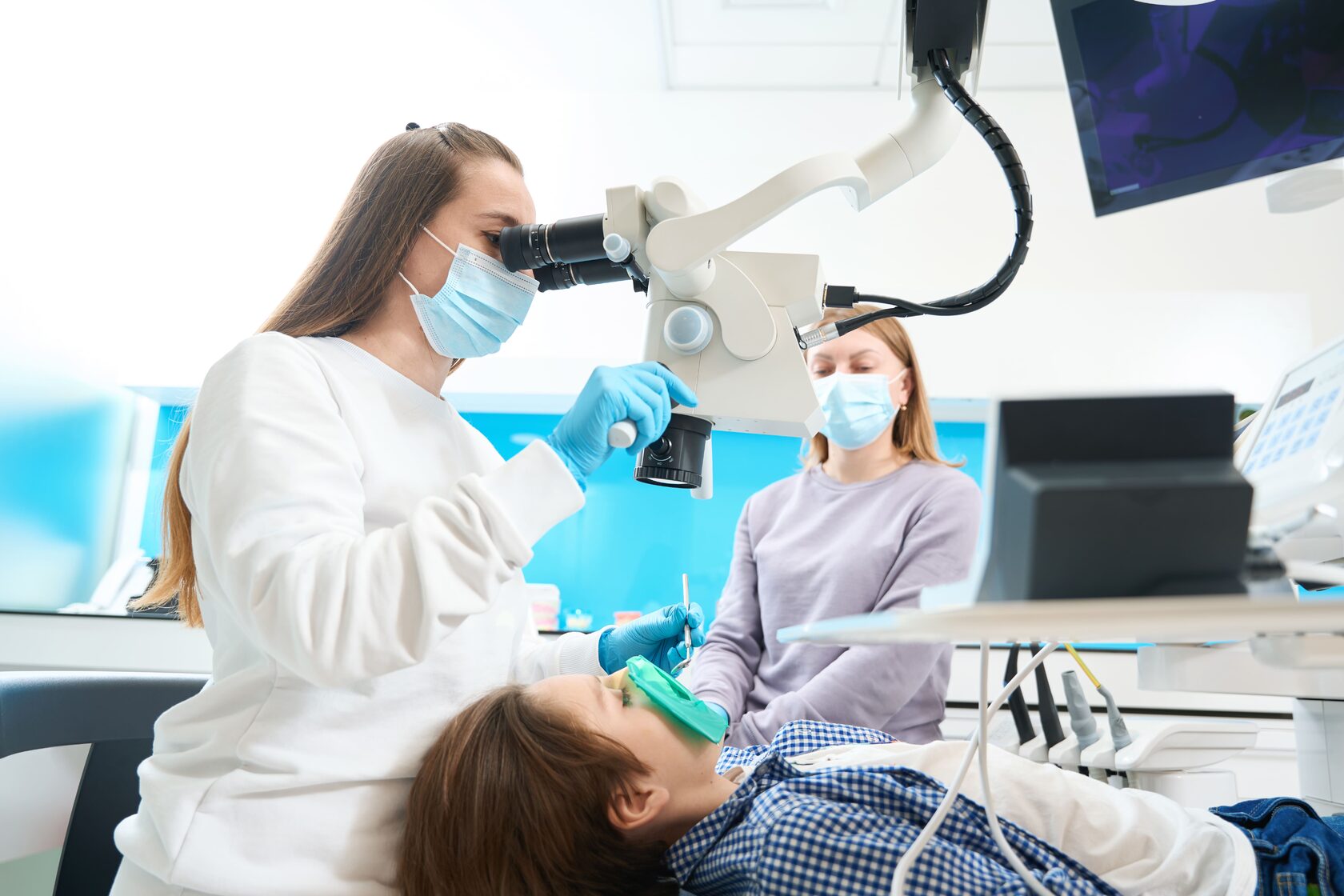 Какой стоматолог что лечит? Полезная информация для пациентов клиники Smile-at-Once
