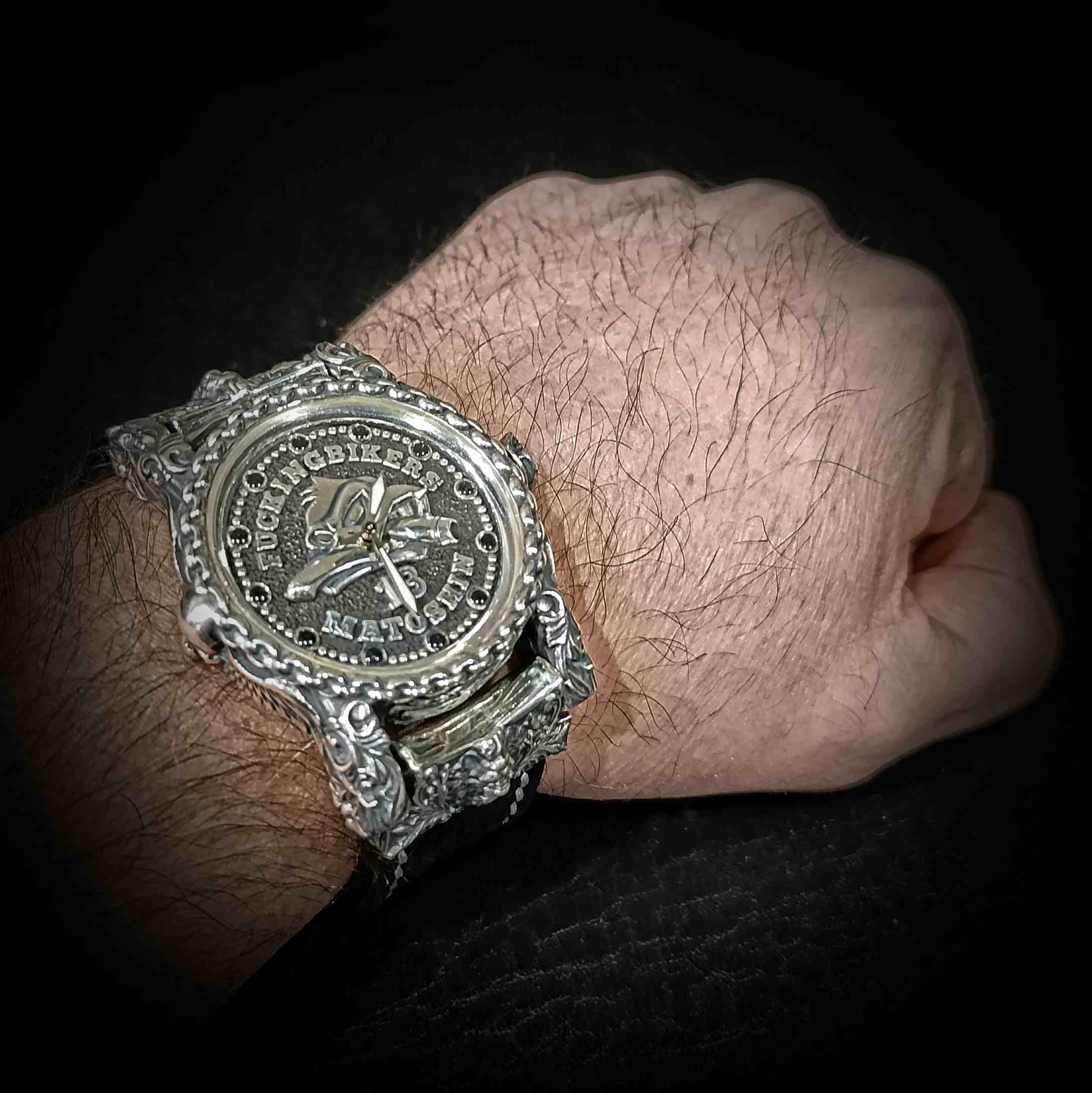 в подарок часы наручные, часы в подарок, мужские часы в подарок