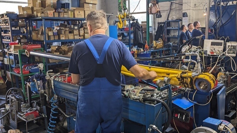 Ремонт гидроцилиндра New Holland