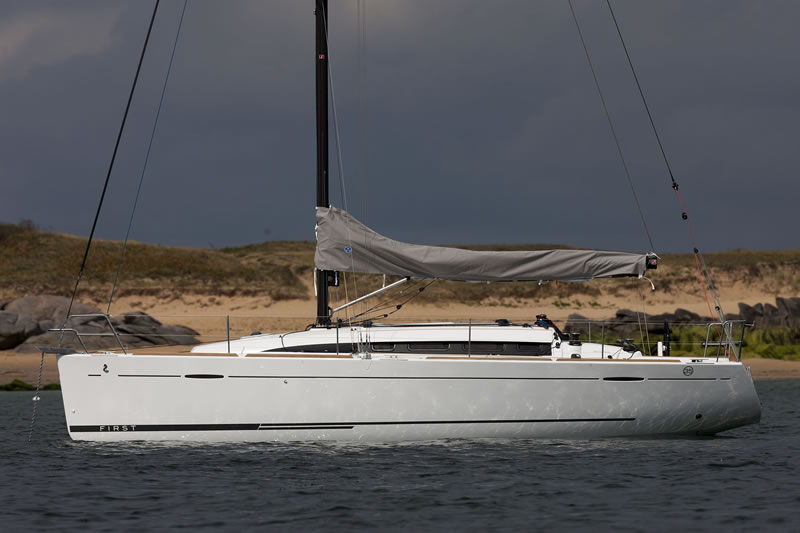 Тест-драйв парусной яхты Beneteau First 35