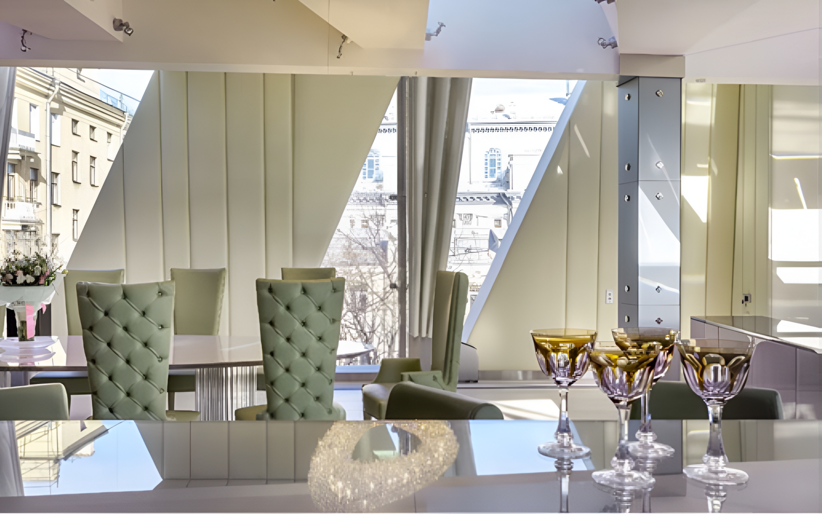 Reconstruction of an Apartment House in Kislovsky LaneReconstruction of an Apartment House in Kislovsky Lane