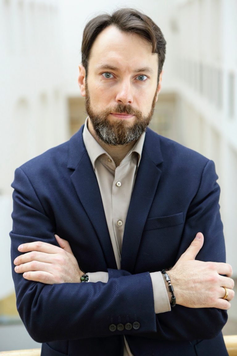 Андрей Финягин