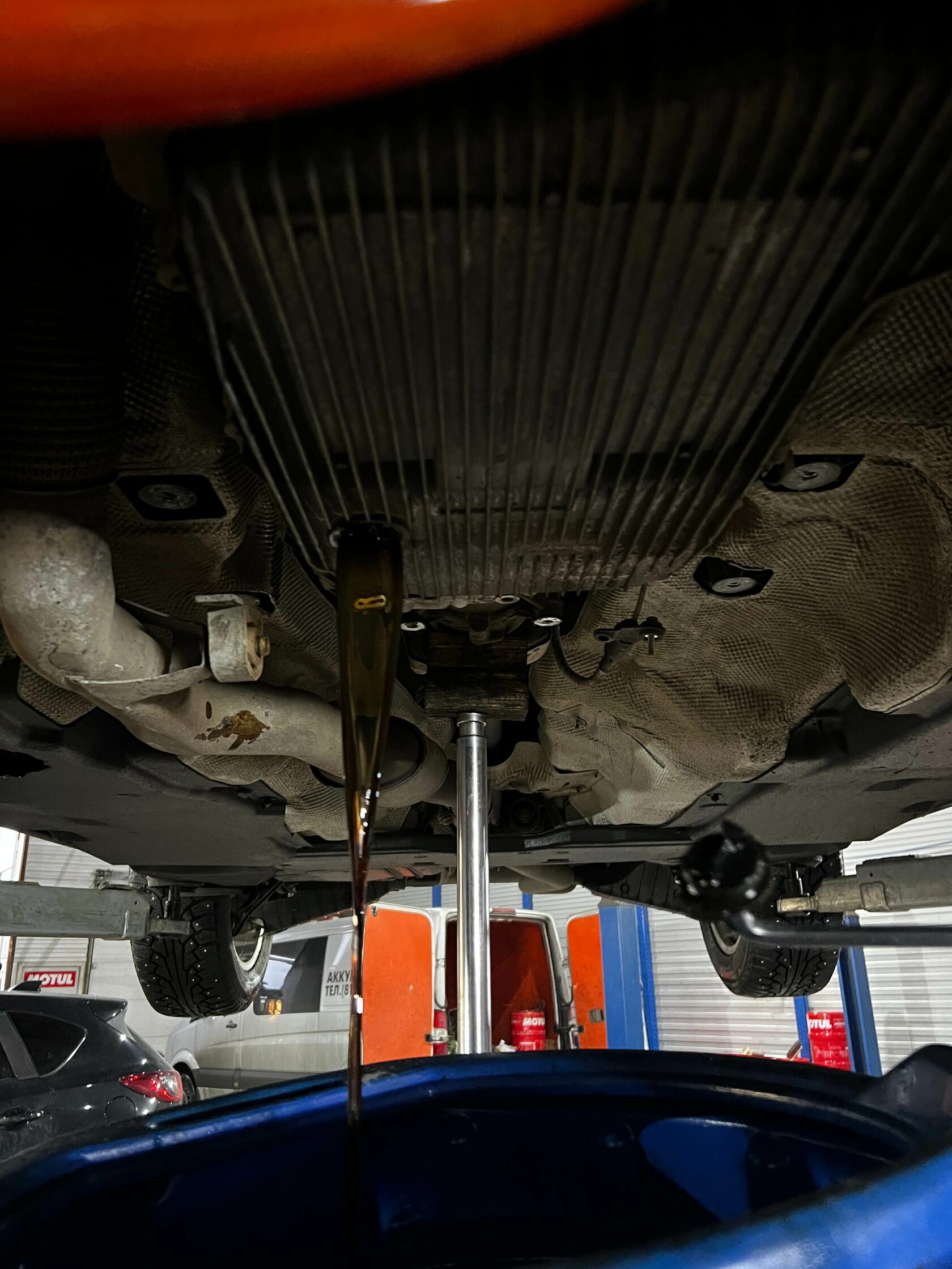 Слив старого масла из АКПП