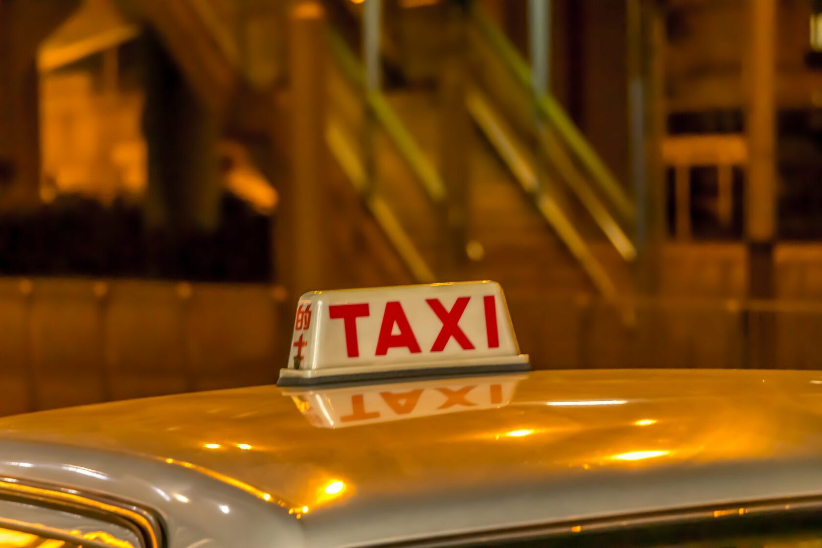 Guide-to-using-montenegro-taxi-for-beginners-taxi-directory-app-to-keep