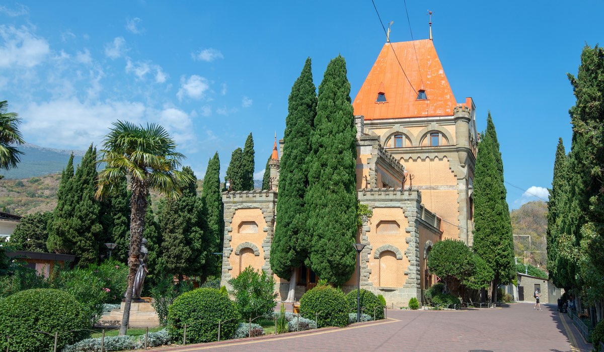 Дворец княгини Гагариной в Алуште, Крым – описание, фото отзывы, как  добраться, история, цены на посещение