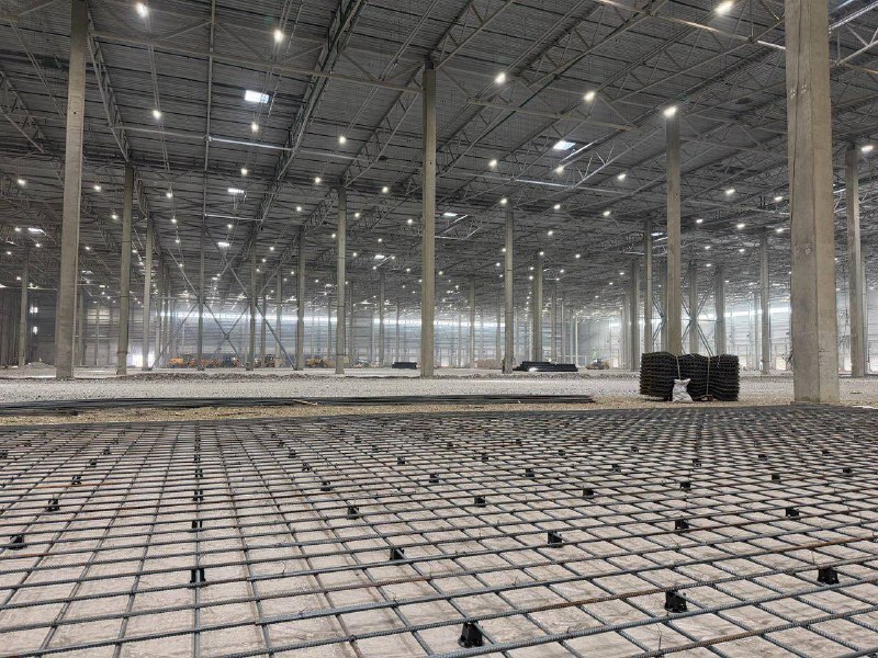 Новосибирская область: склад 158 100 м², освещение оперблока готово