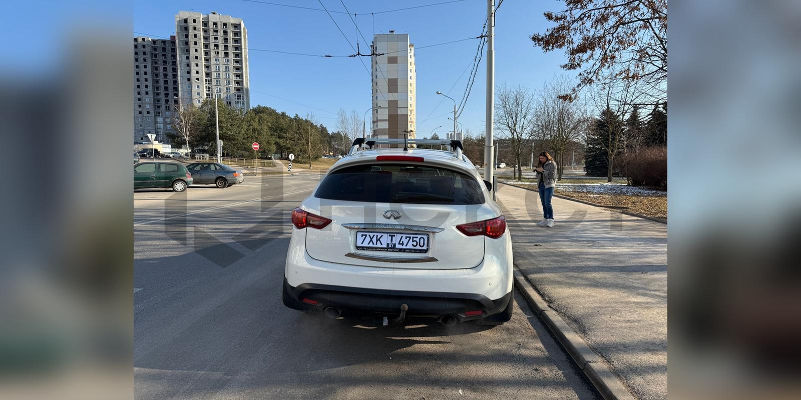 Infiniti QX70_1258