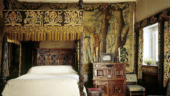 Спальня тюдор-ренессанс