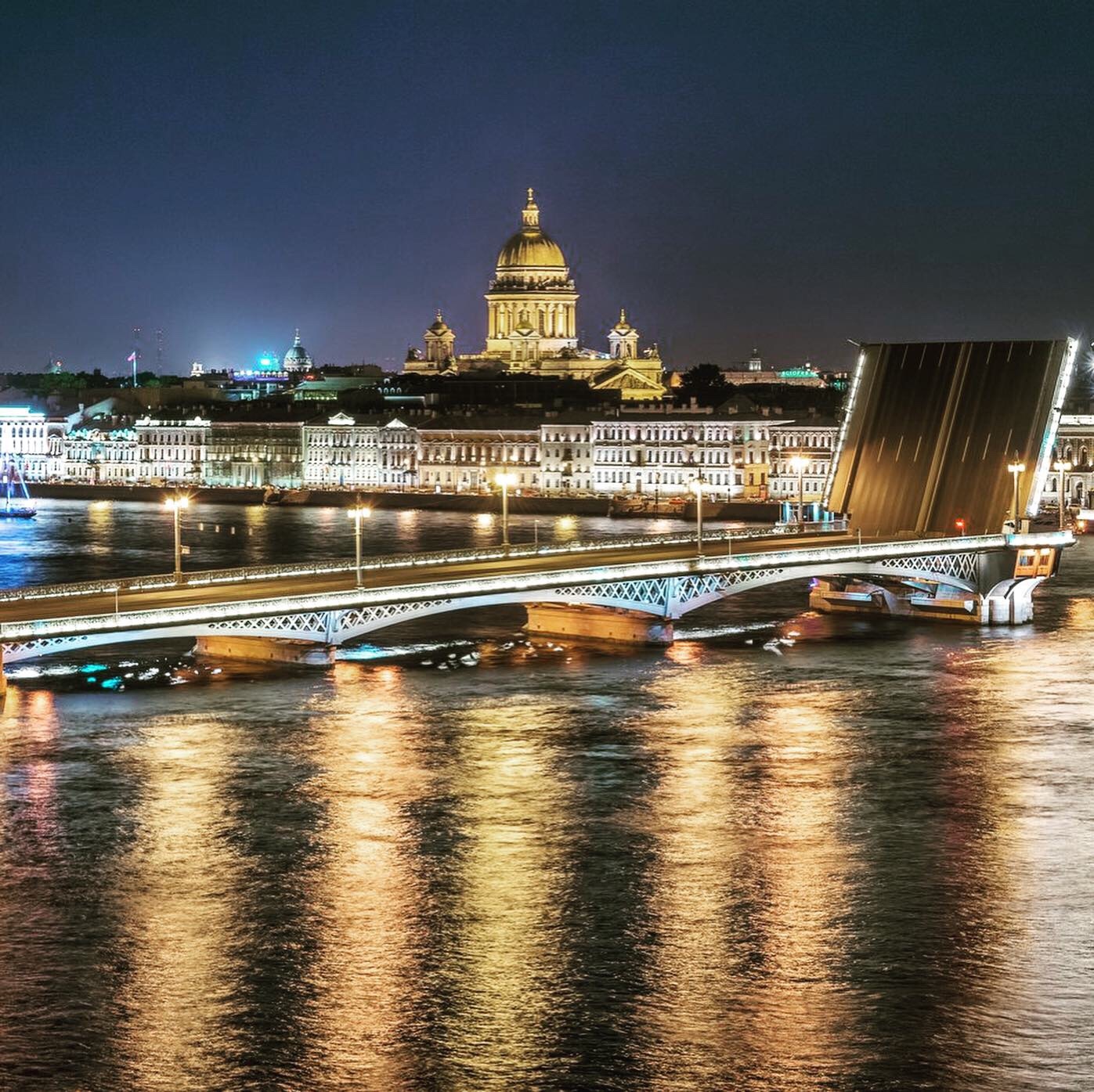 Москва питер фото. Благовещенский мост в Санкт-Петербурге. Благовещенский мост Петербург. Благовещенский мост белые ночи. Вид с Благовещенского моста Санкт-Петербург.