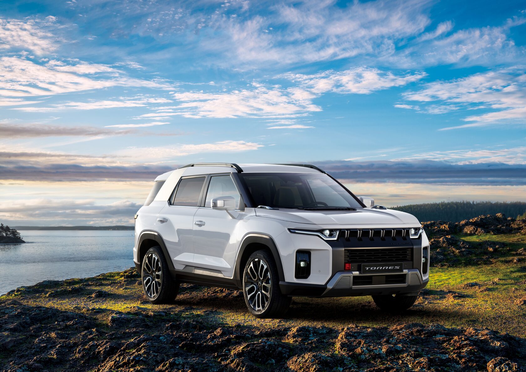 Обзор KGM Torres 2025