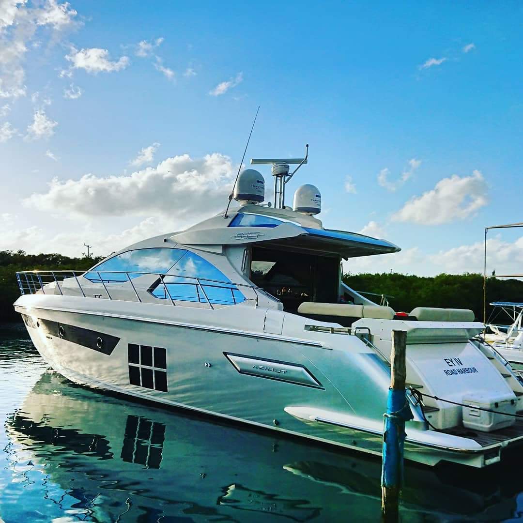 luxury yacht charter cancun