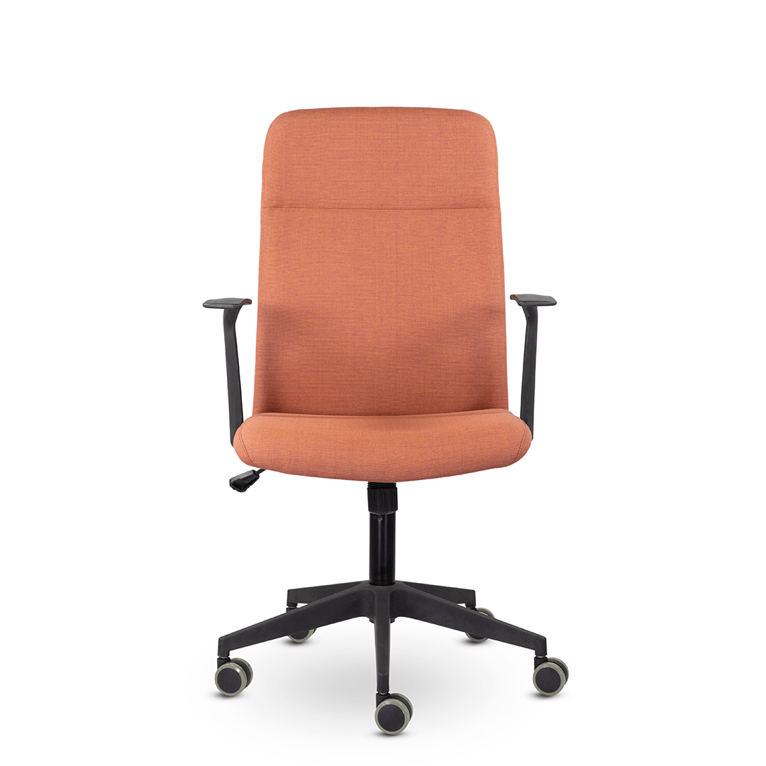 Кресло для работы за компьютером в офисе и дома