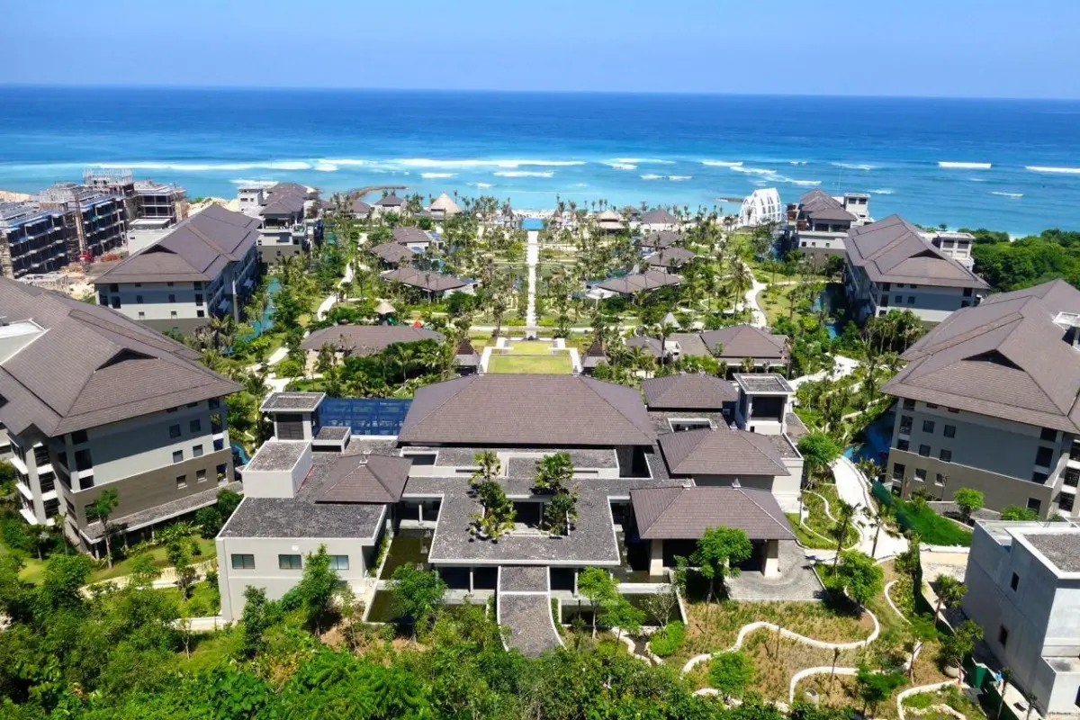 The Ritz-Carlton Bali — отель 5 звезд на Бали