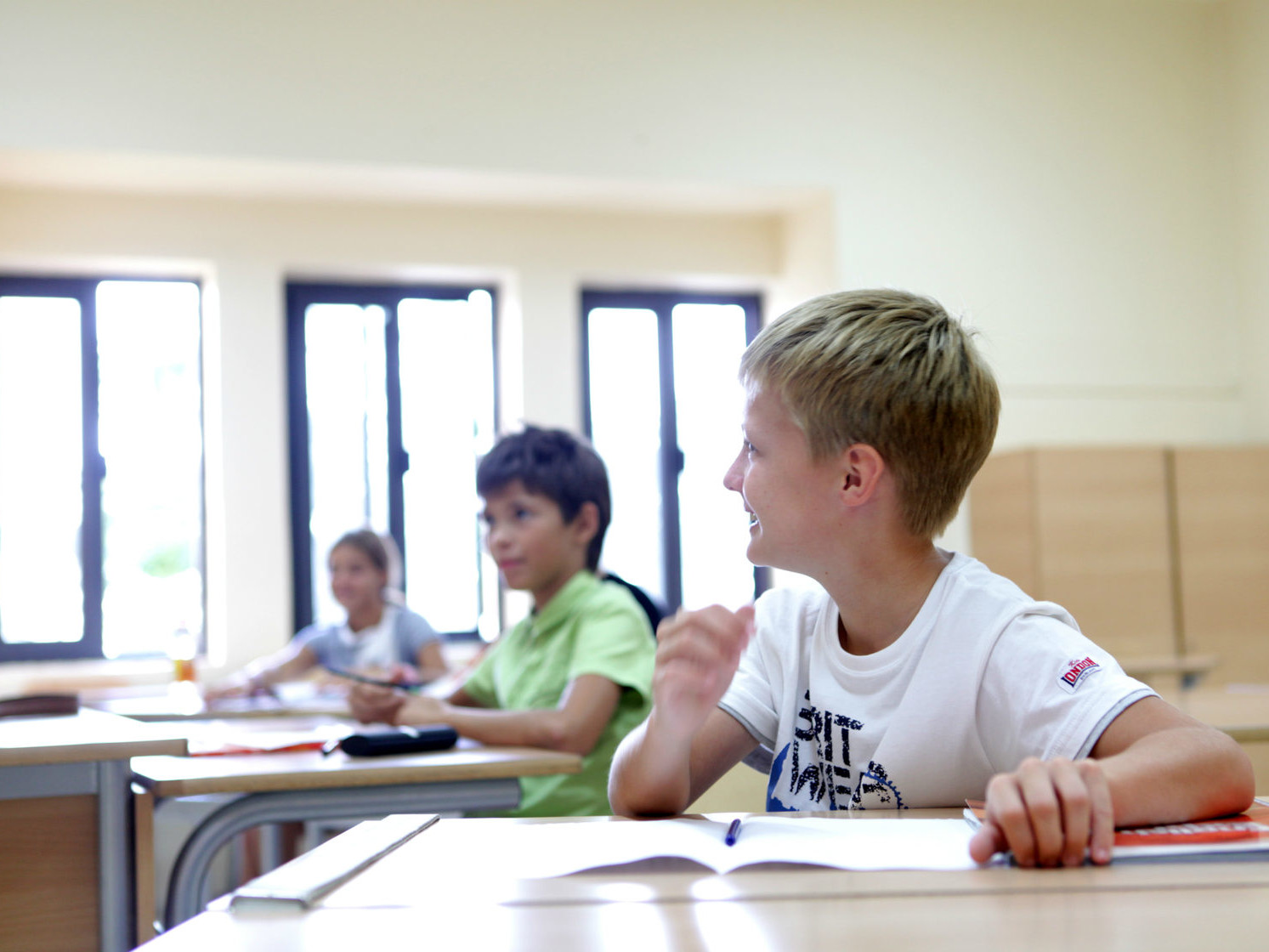 Молодой студент 4 года. Детский лагерь в школе английского языка. Study Camp лагерь. Школа европейская в детьми в лагере. Study Camp лагерь комнаты.