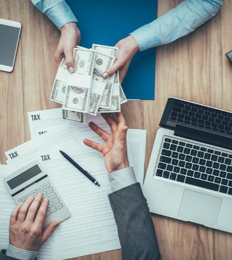 спор между людьми