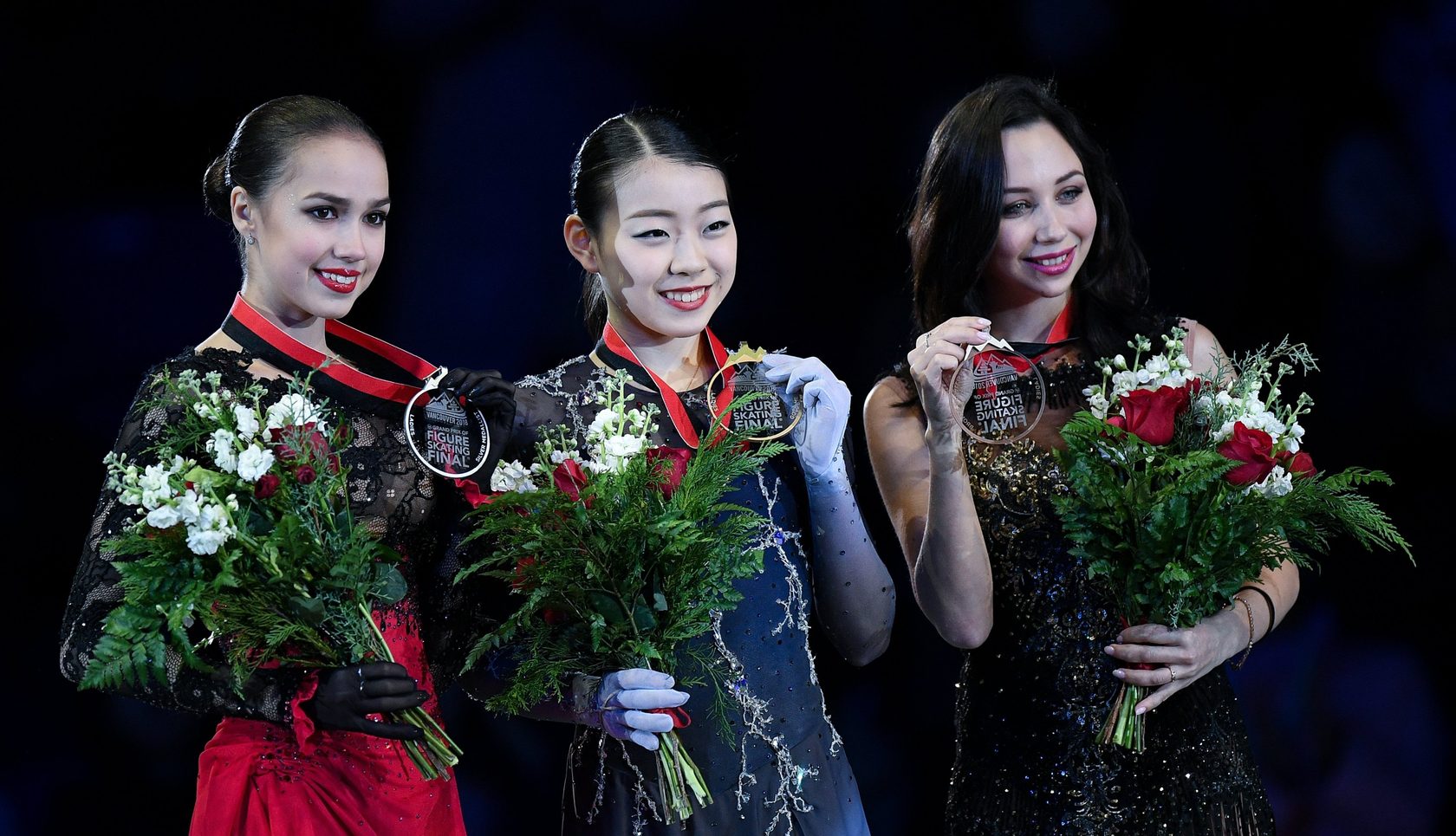 Финал гран при по фигурному. Алина Загитова в Ванкувере 2018 г. Гоан прив Вагкувере Гран при по фигурному. Ванкувер Гран при женщины. Фигуристка финалистка.