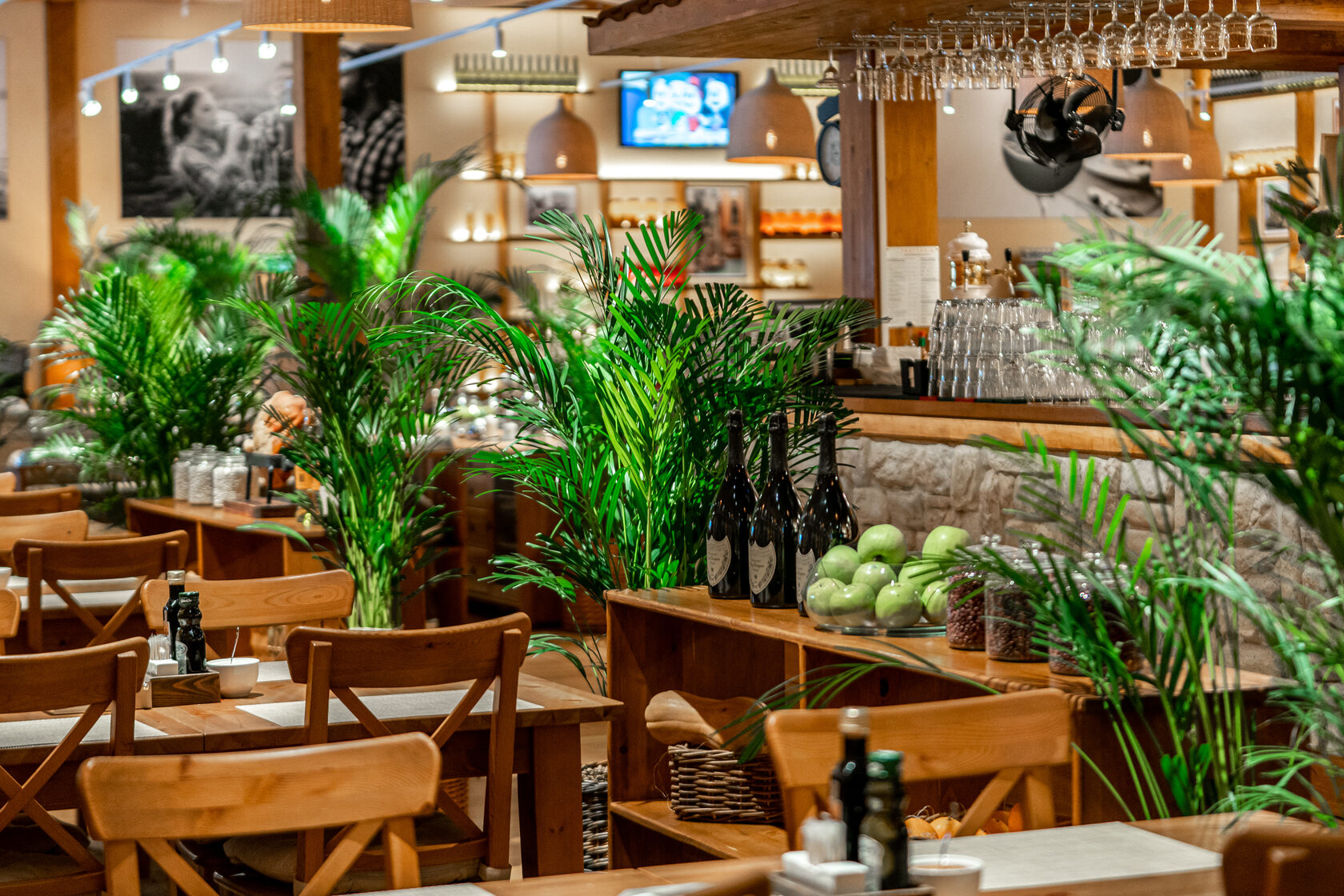 Vesna Restaurant — Vnukovo Outlet Village