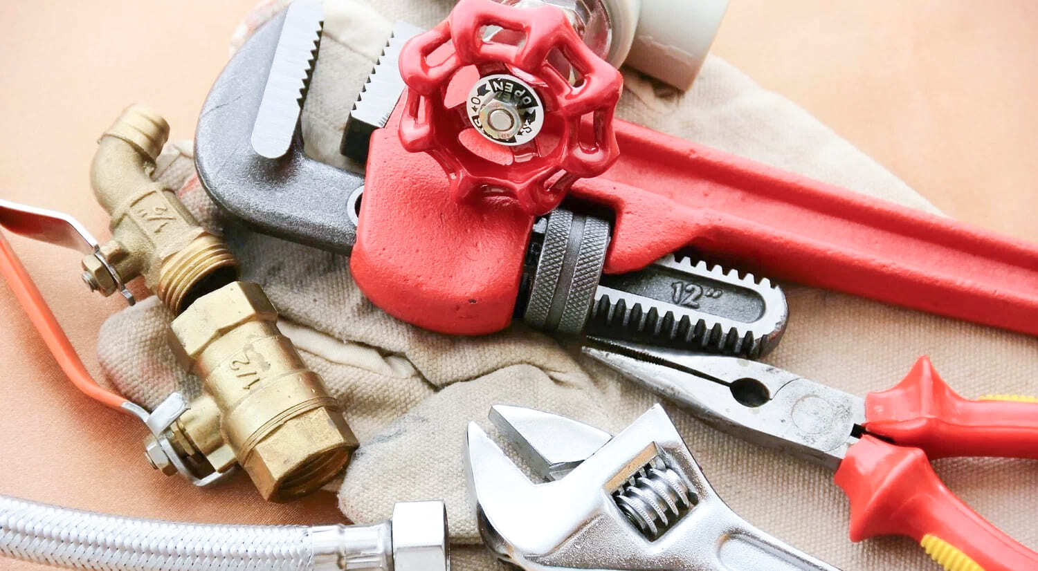 заменить ОТКРЫТУЮ ПОДВОДКУ НА СКРЫТУЮ