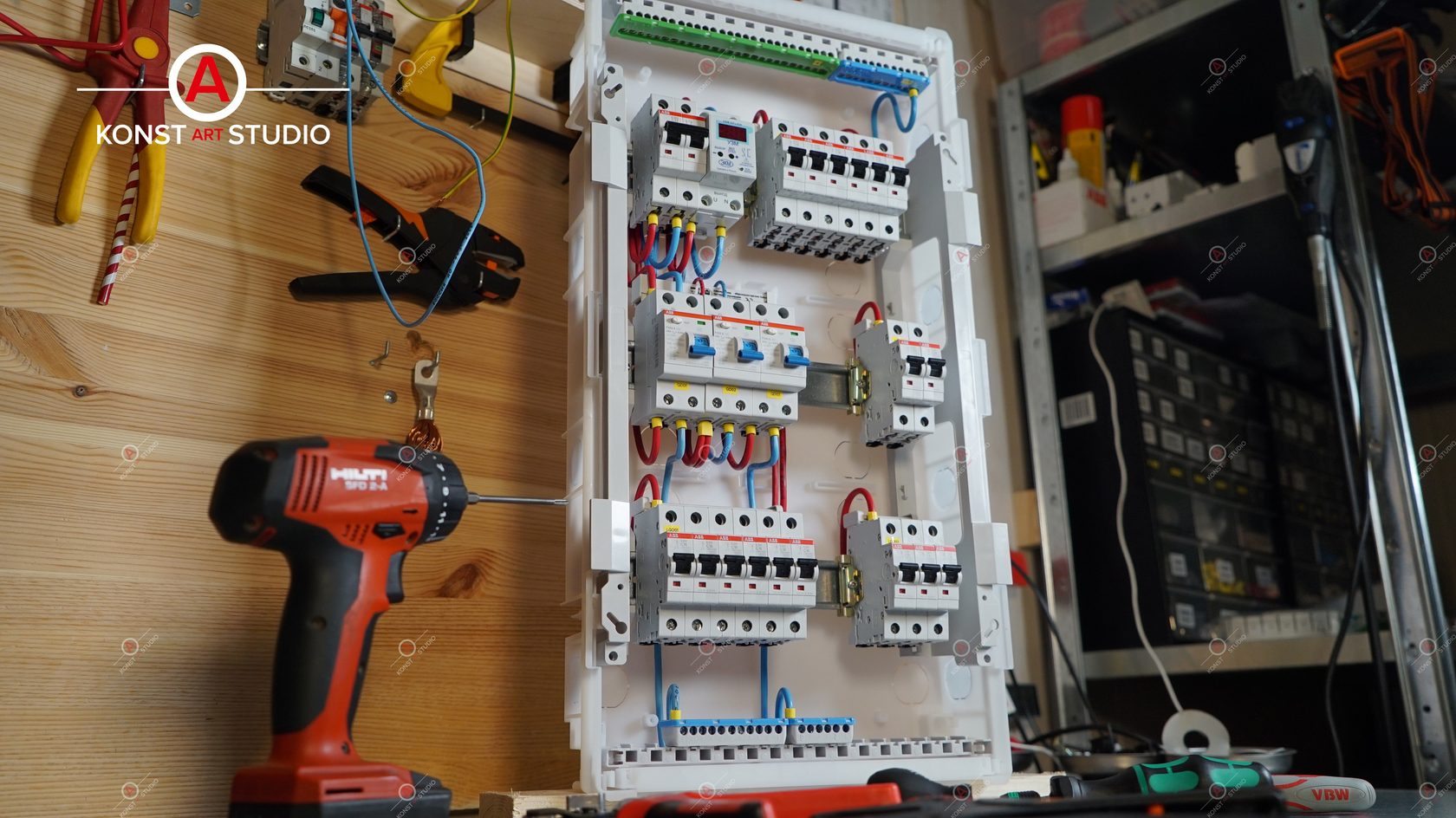 Сборка электрощита. Электрика в доме. Монтаж электрощита. Готовые электрощиты для гаража.