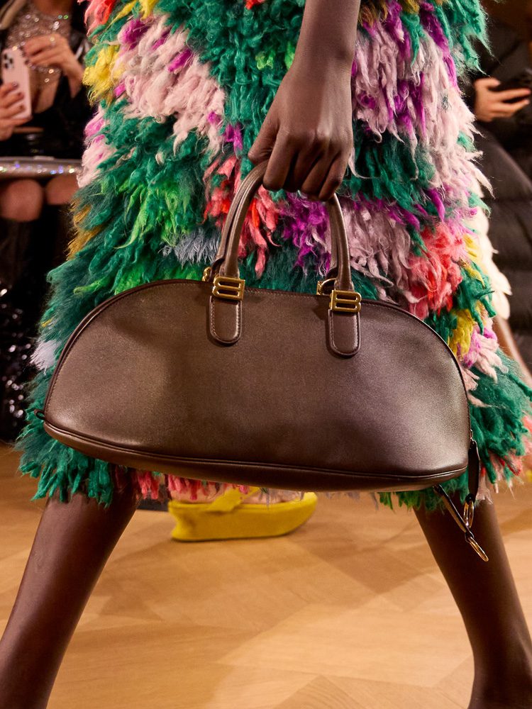 Balenciaga Весна 2026 Сумки18