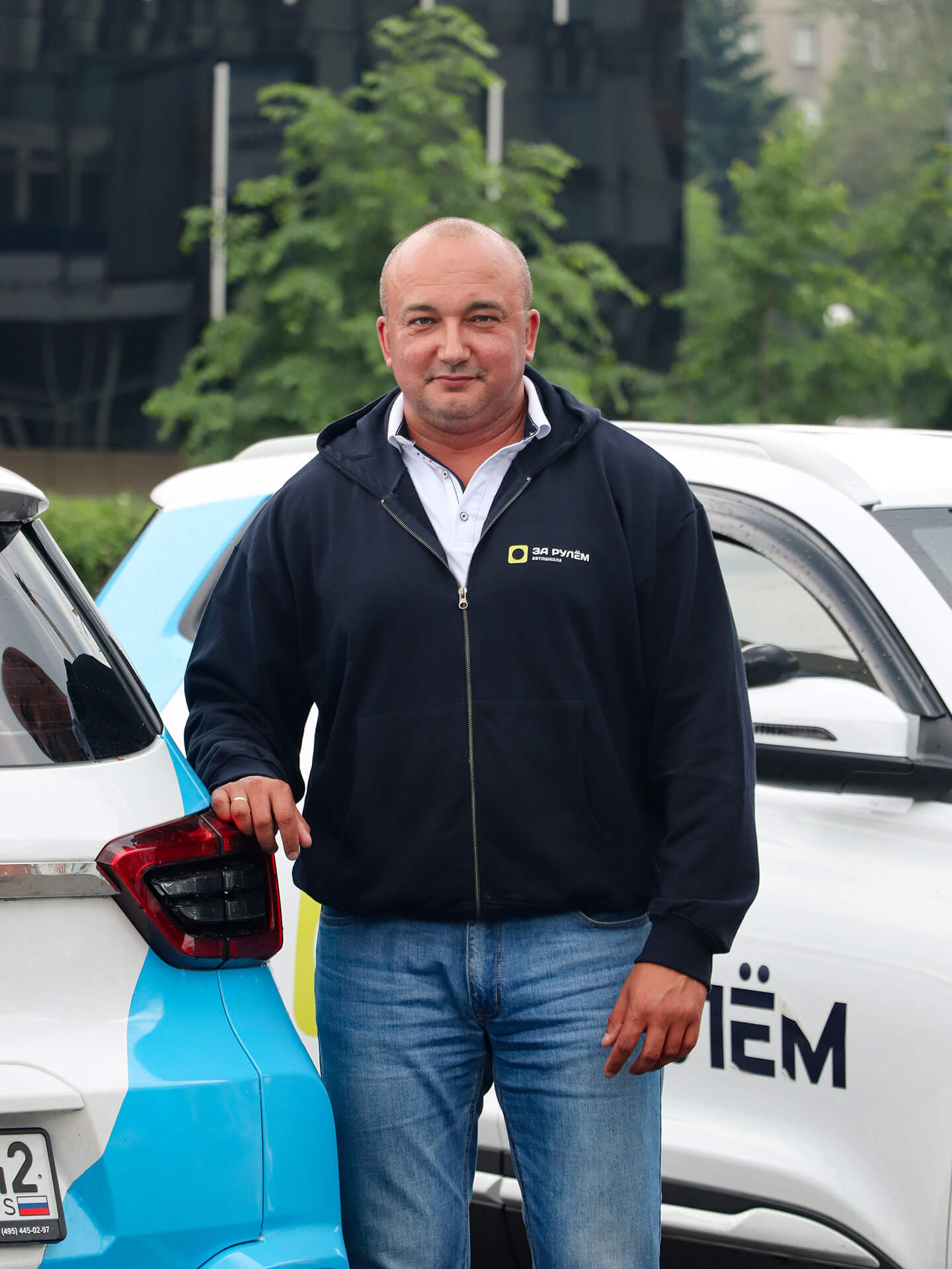 Инструктор по вождению Дунав Александр Владимирович — автошкола За рулём