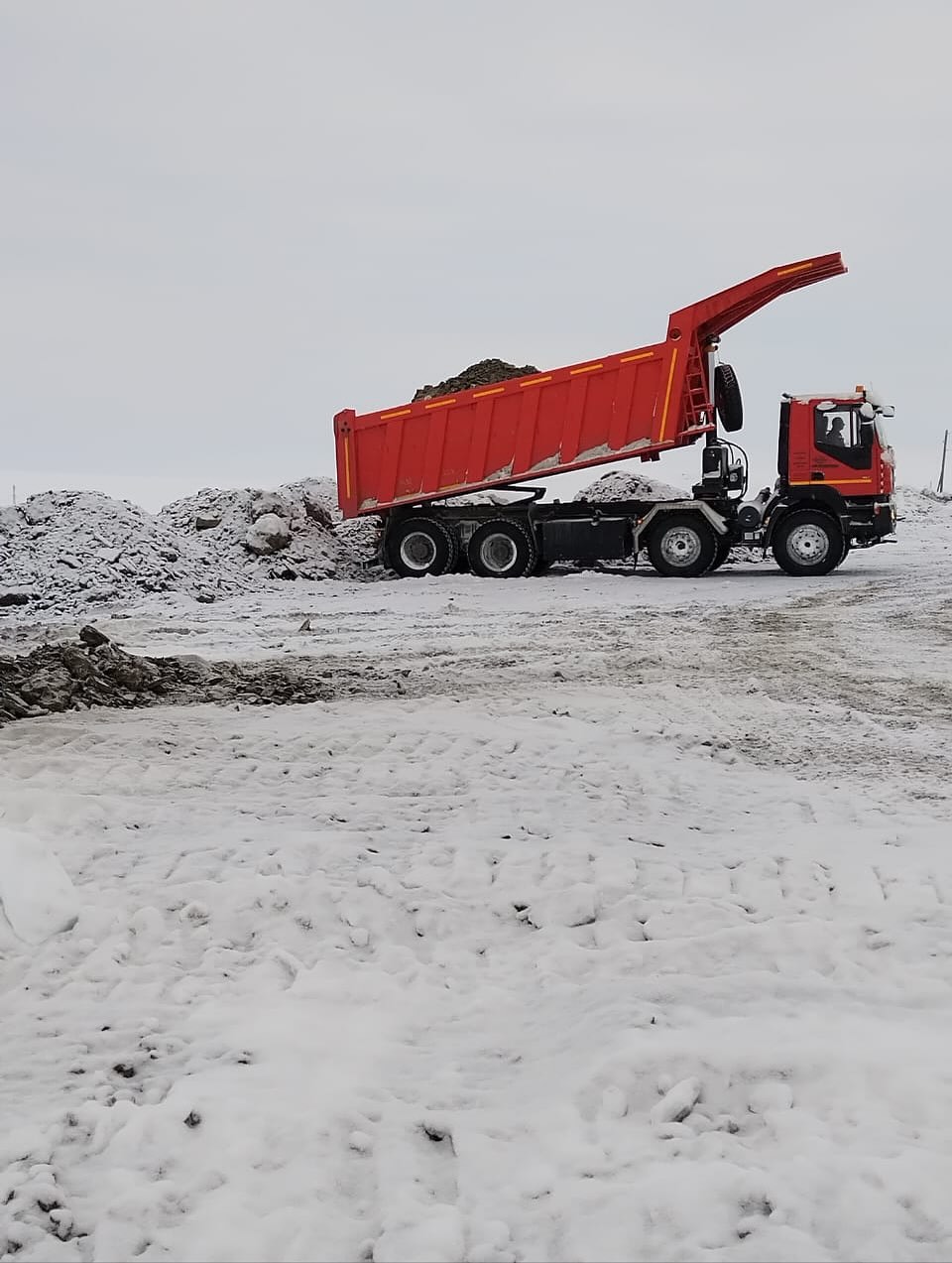 Самосвал 8х4 АМТ 752901