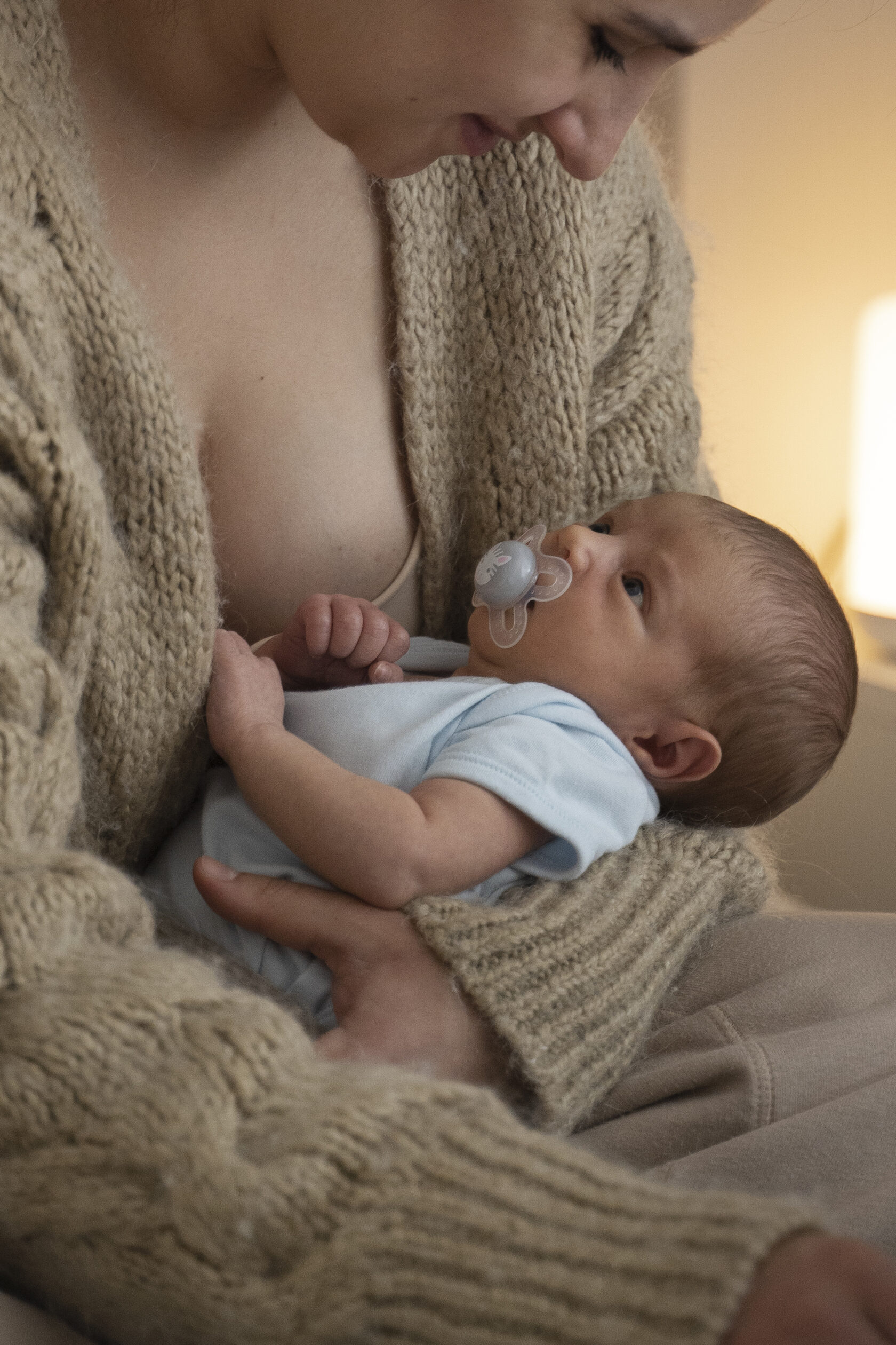 Қарт пен жастардың жыныстық қатынасқа түскен порнофотосуреттерін қараңыз