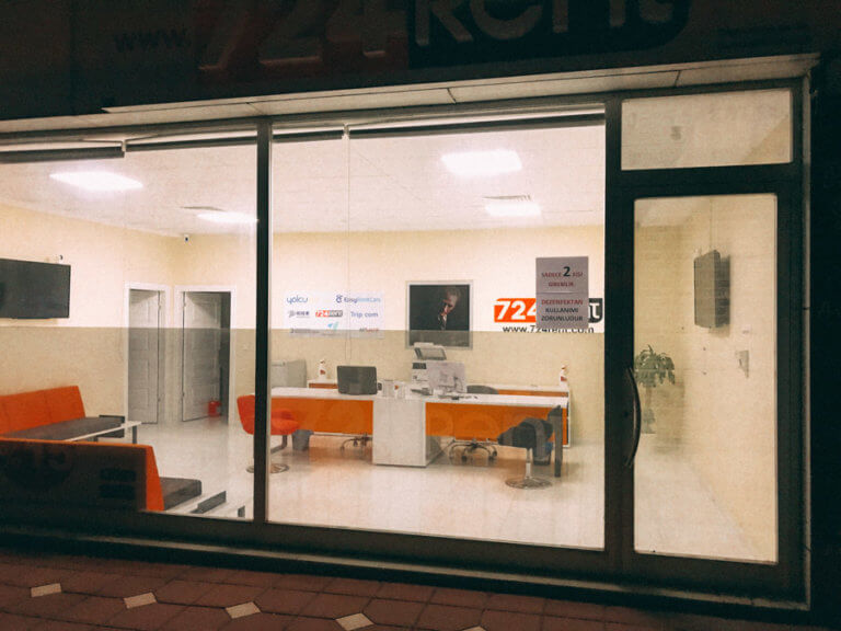 Пункт проката авто в аэропорту Сабиха Гекчен