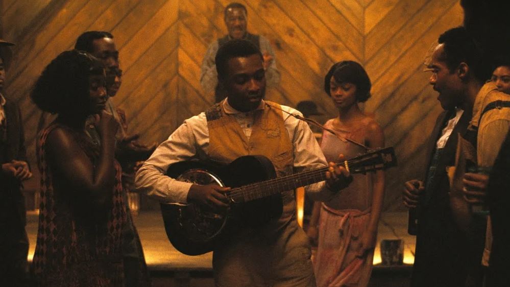 Кадр из фильма получившего 16 номинаций на премию 