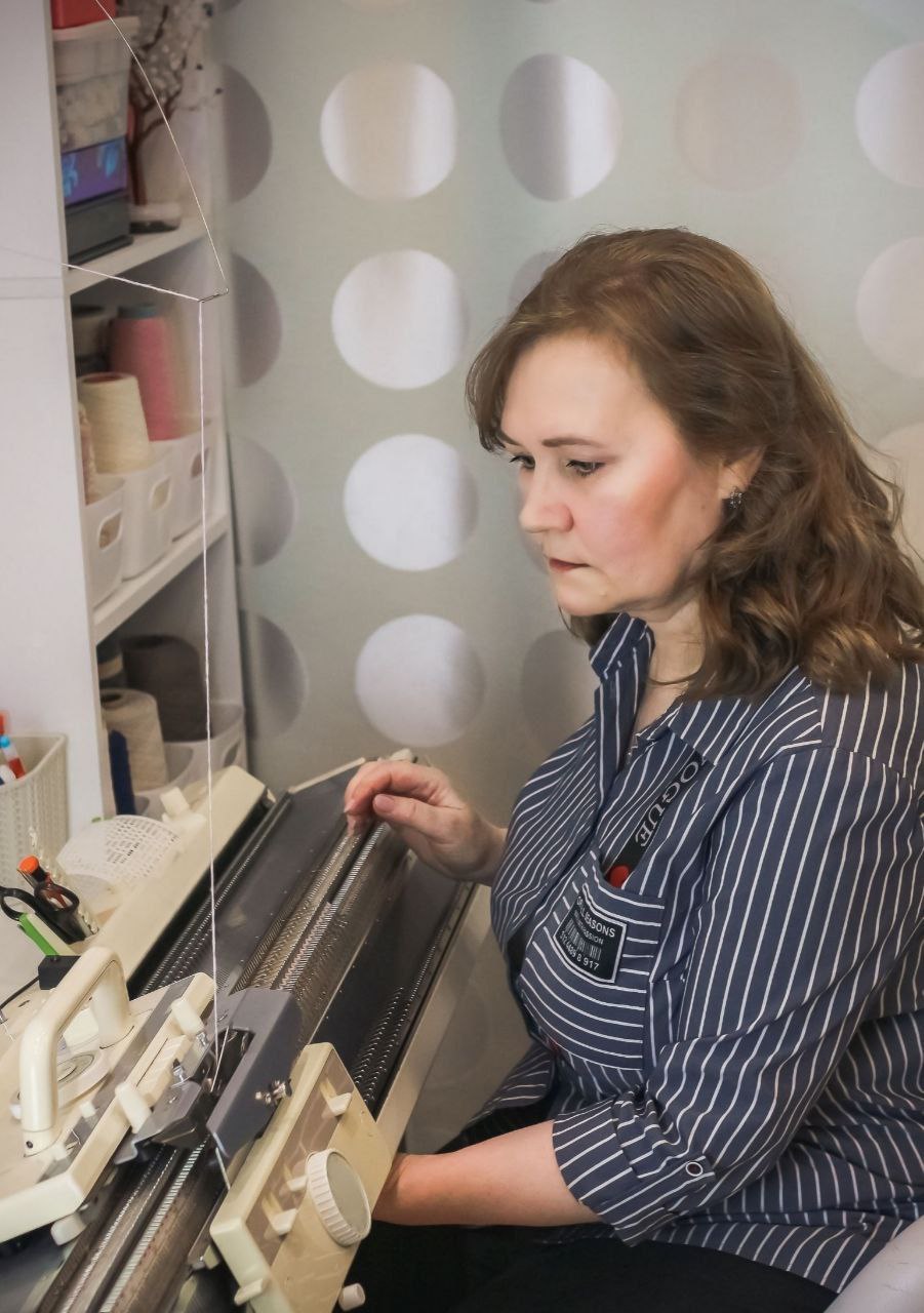 Мастер-классы по вязанию на вязальной машине