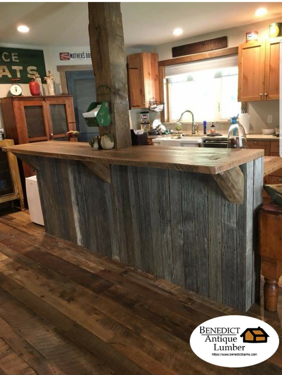 Custom Wood Creations Benedict Antique Lumber