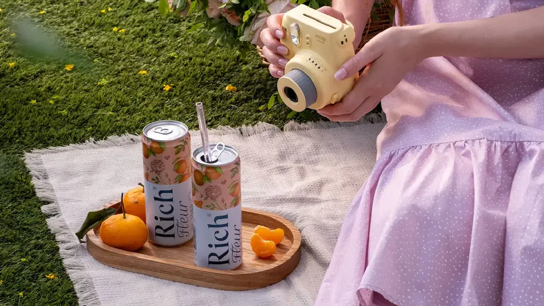 Обложка бэкстейджа фотосессии RICH Fleur