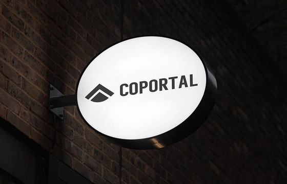 Световая вывеска на панель-кронштейне