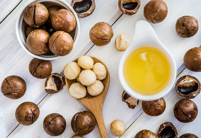 Macadamia Nut Oil for Curly Hair Macadamia Nut Oil for Curly Hair