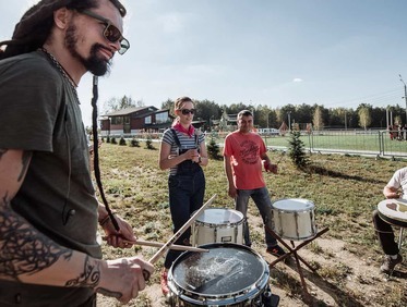 Заказать барабанный тимбилдинг для рекламного агентства