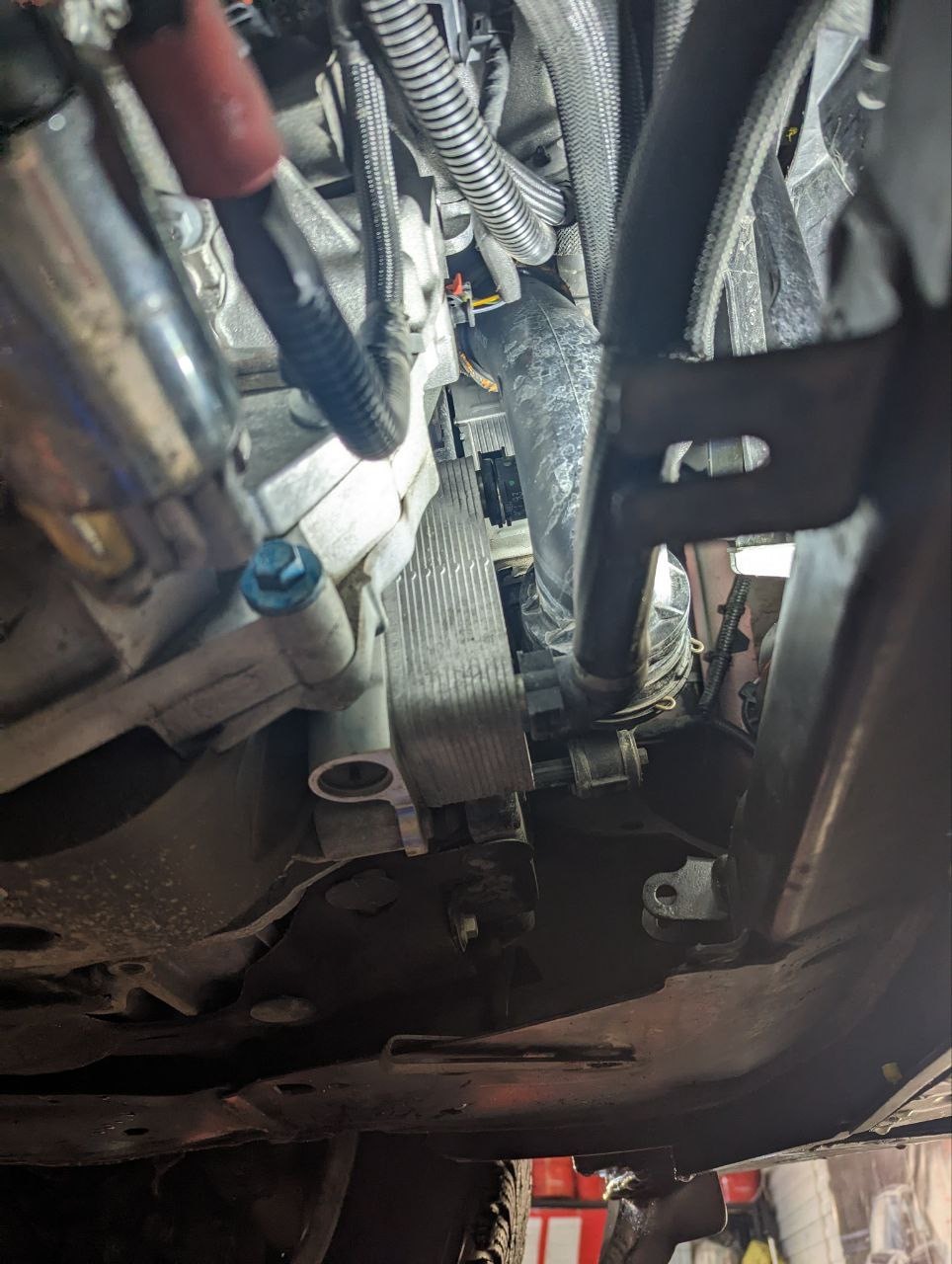 Установка Motul Evo для Jaguar E-Pace