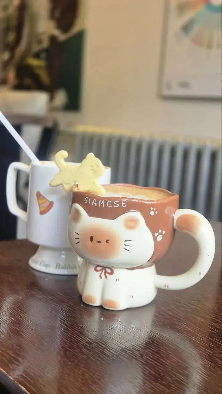 Coffee 13, детали зала