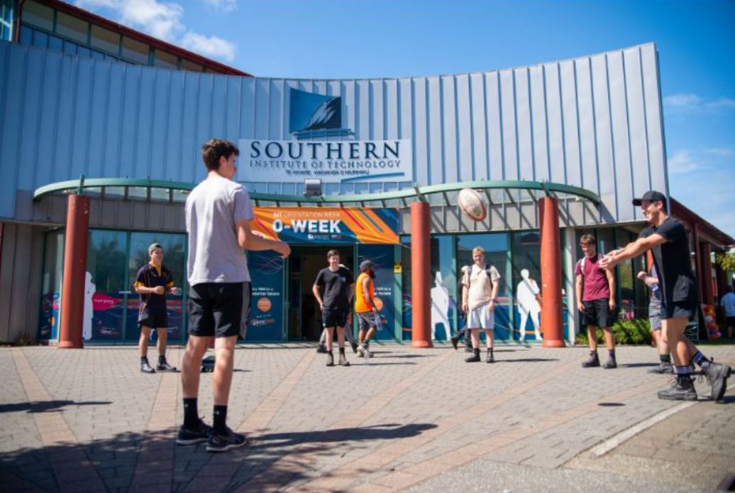 ¿Buscas una educación de calidad con beneficios reales? El SIT en Nueva Zelanda te espera con sus programas prácticos y un costo de vida amigable para estudiantes internacionales.